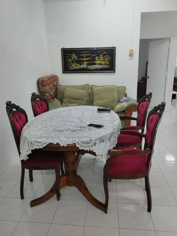 De' Aman Homestay جيترا المظهر الخارجي الصورة